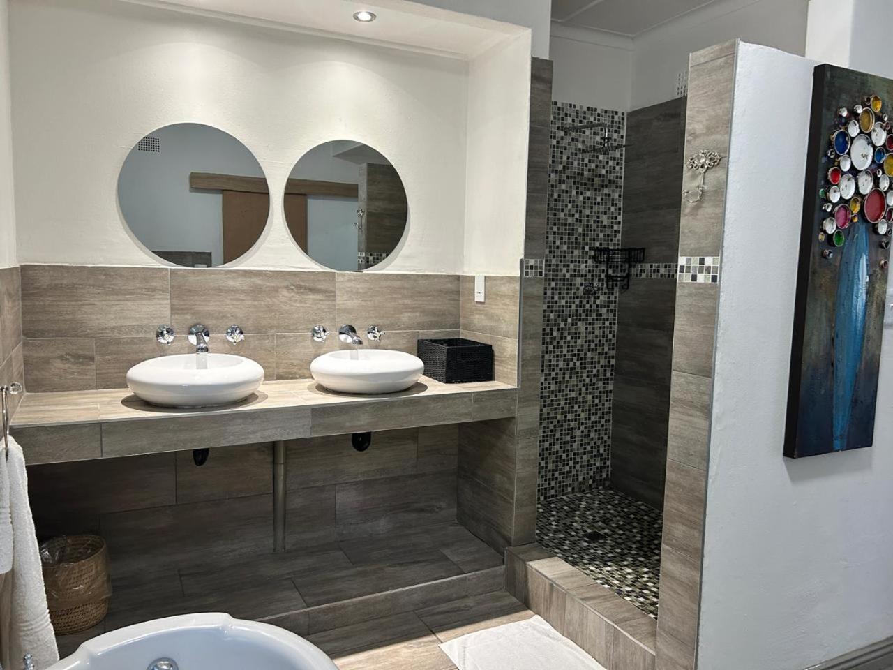 Calla Lily Guesthouse Mbombela Bagian luar foto